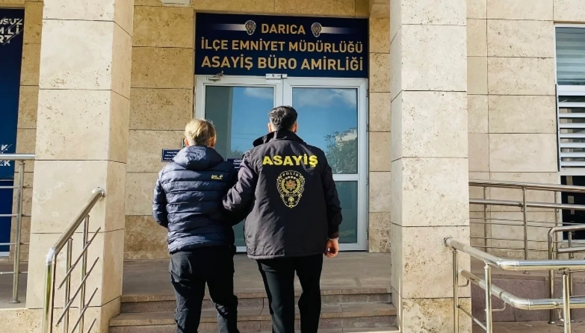 Darıca’da Aranan Dolandırıcı Yakalandı!