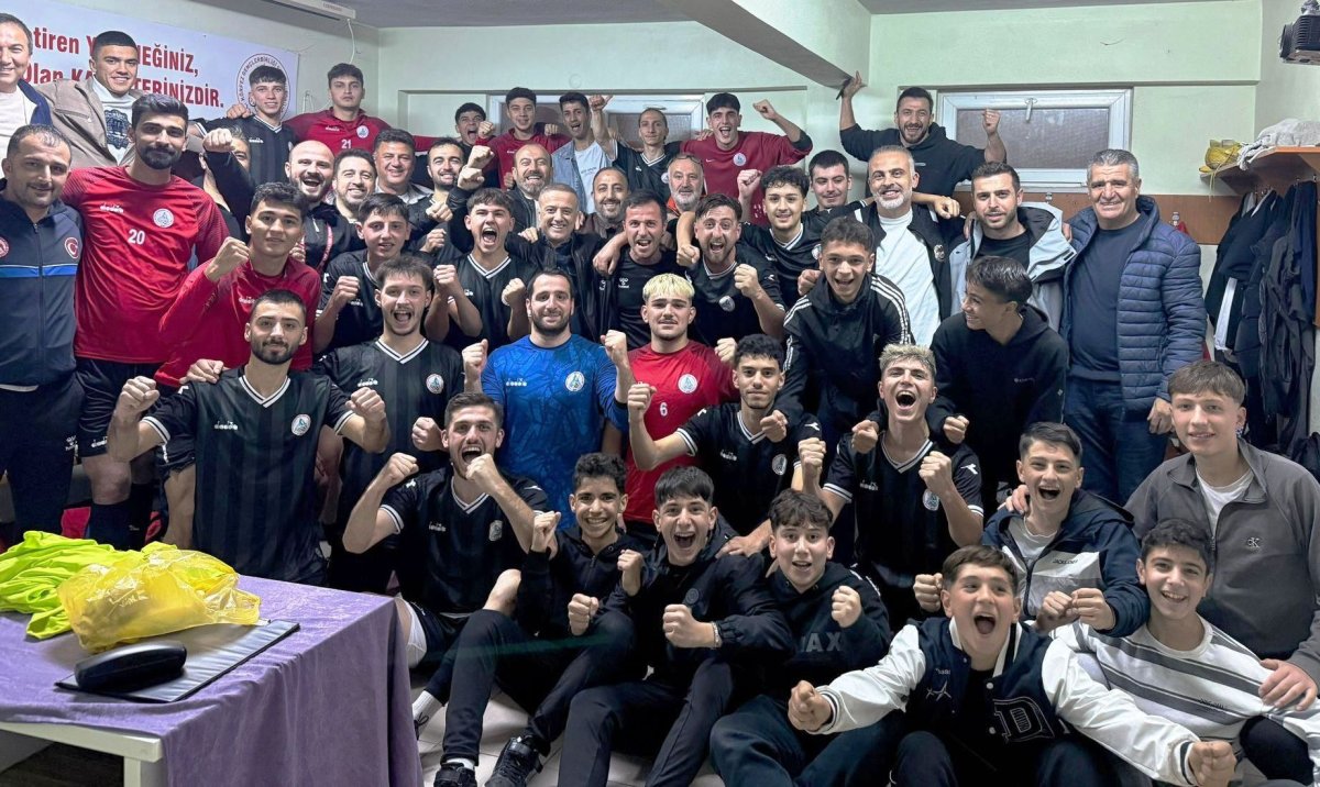 Körfez Gençlerbirliği futbol takımları doludizgin ilerliyorlar