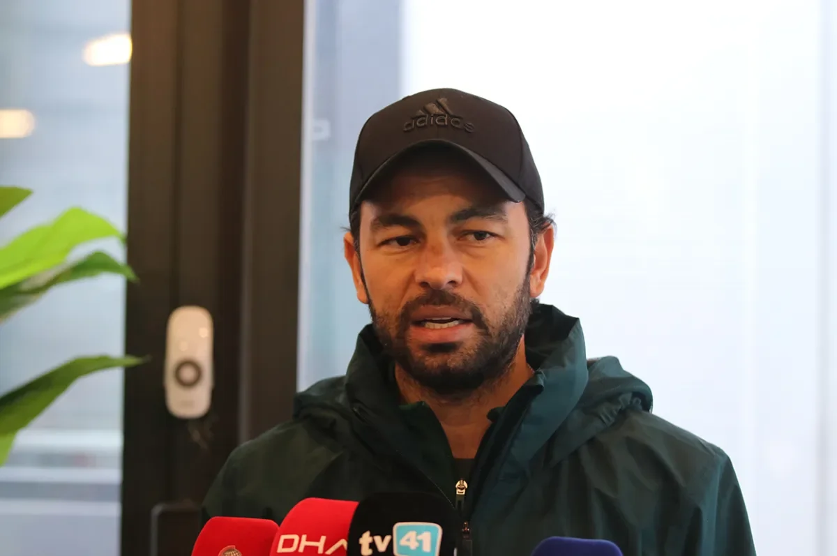 Kocaelispor’da Transfer Zorluğu: Selçuk İnan’ın Açıklamaları