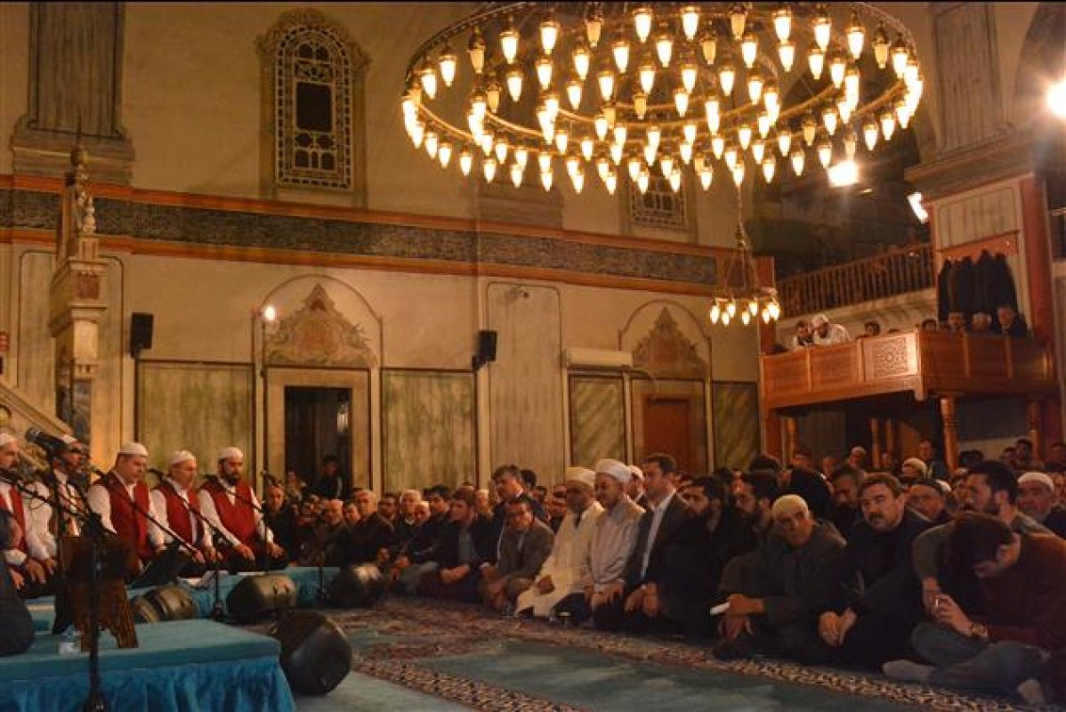 Regaip Kandili’nde Manevi Atmosfer