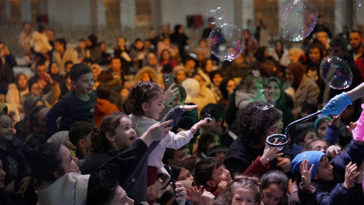 Büyükşehir’in çadırı eski Ramazan’ları aratmıyor