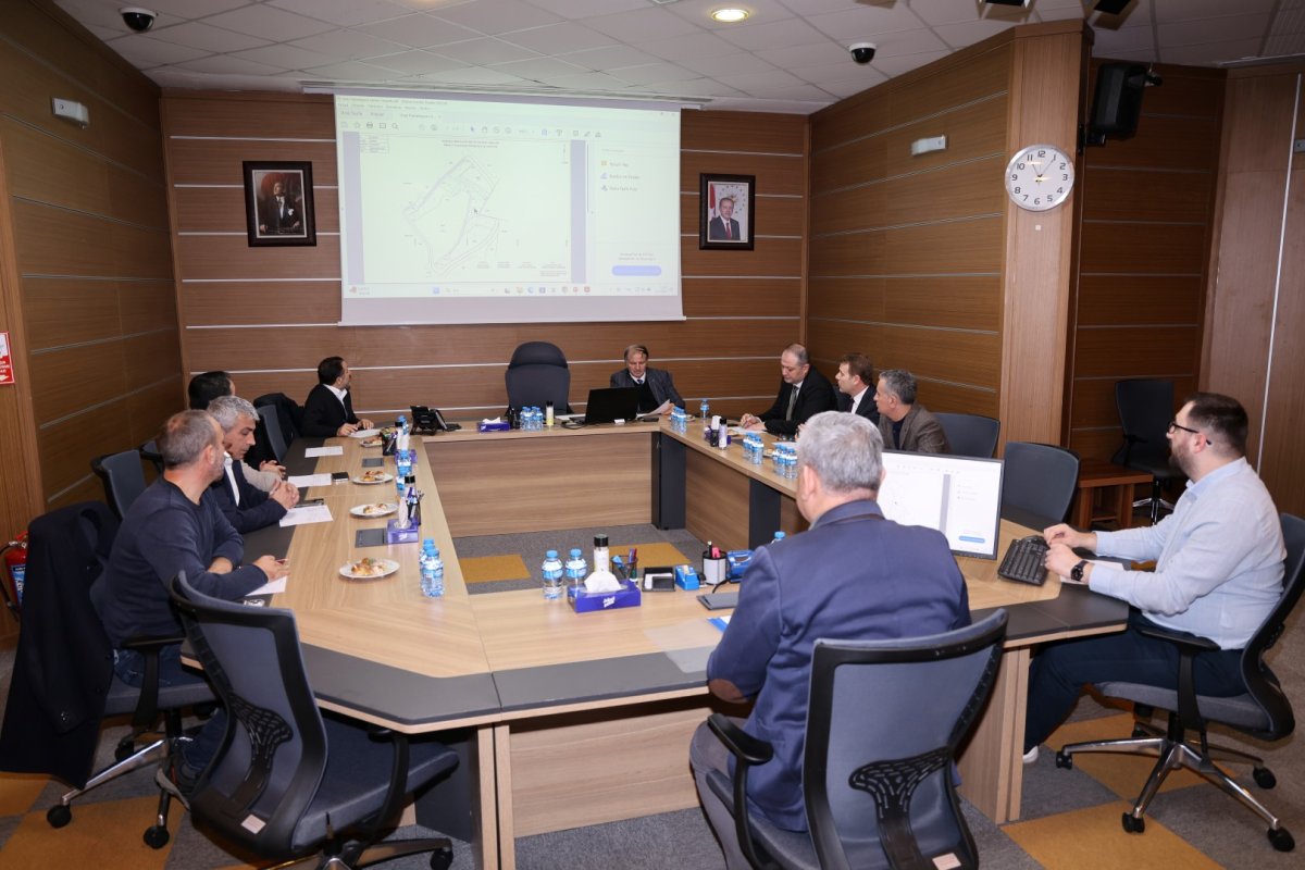 Büyükşehir Encümeni’nde 144 madde karara bağlandı;  Kural tanımayan şoförlere 404 bin TL ceza !