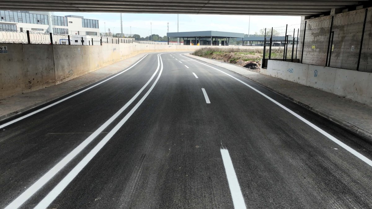 Railport’ta asfalt ve yol çizgileri tamamlandı