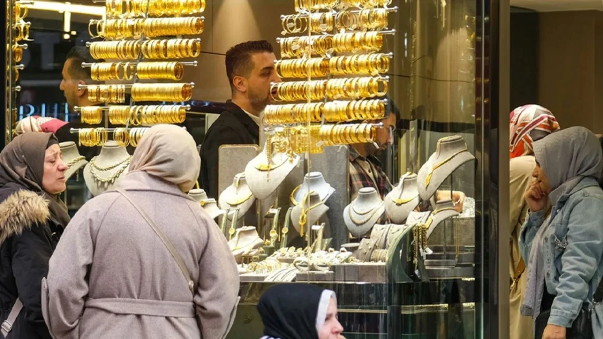 Kocaeli’de Kuyumcuların Çalışma Saatleri Değişiyor
