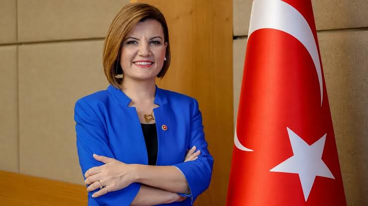 Fatma kaplan hürriyet görevden uzaklaştırıldı!