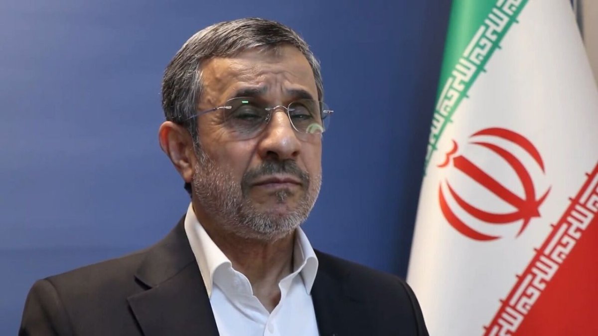 İran'ın eski Cumhurbaşkanı Mahmud Ahmedinejad öldürüldü