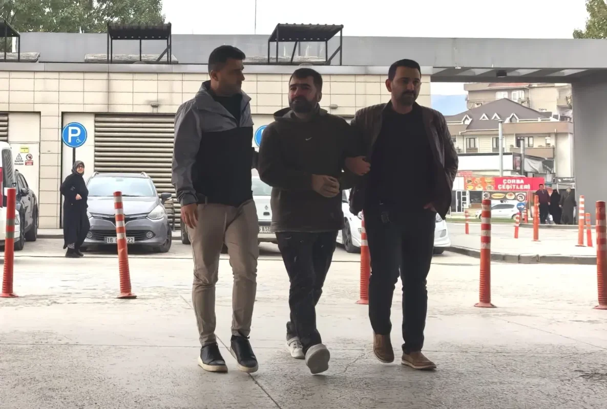 Kocaeli'deki cezaevinden firar eden hükümlü, Bursa'da yakalandı